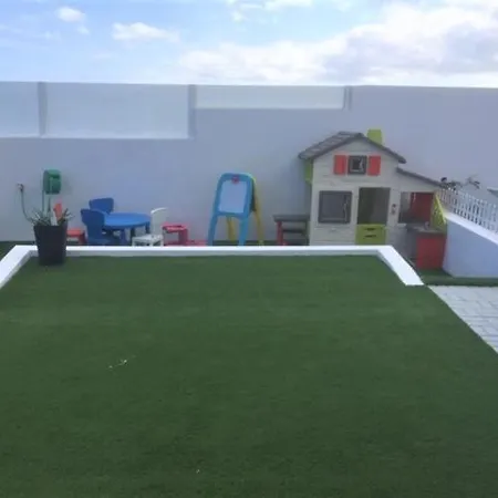 Costa Teguise 3 Bed Villa With Sea View On The Golf Estate Villa *