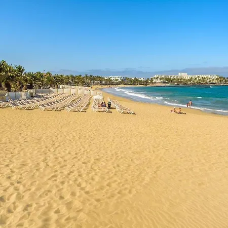 Villa Costa Teguise 3 Bed Villa With Sea View On The Golf Estate *