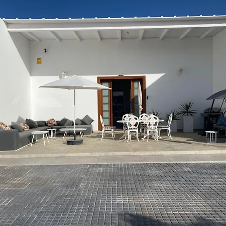 Costa Teguise 3 Bed Villa With Sea View On The Golf Estate Teguise (Lanzarote)