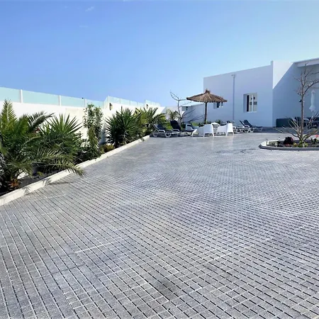 Villa Costa Teguise 3 Bed Villa With Sea View On The Golf Estate