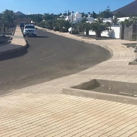 Costa Teguise 3 Bed Villa With Sea View On The Golf Estate Villa