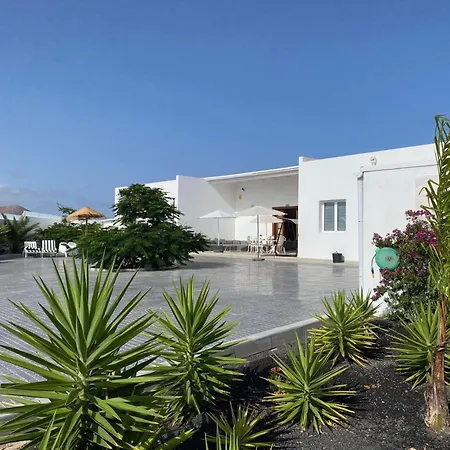 Costa Teguise 3 Bed Villa With Sea View On The Golf Estate Teguise (Lanzarote)
