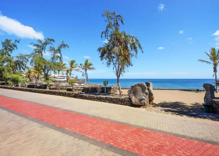 Costa Teguise 3 Bed Villa With Sea View On The Golf Estate Тегисе