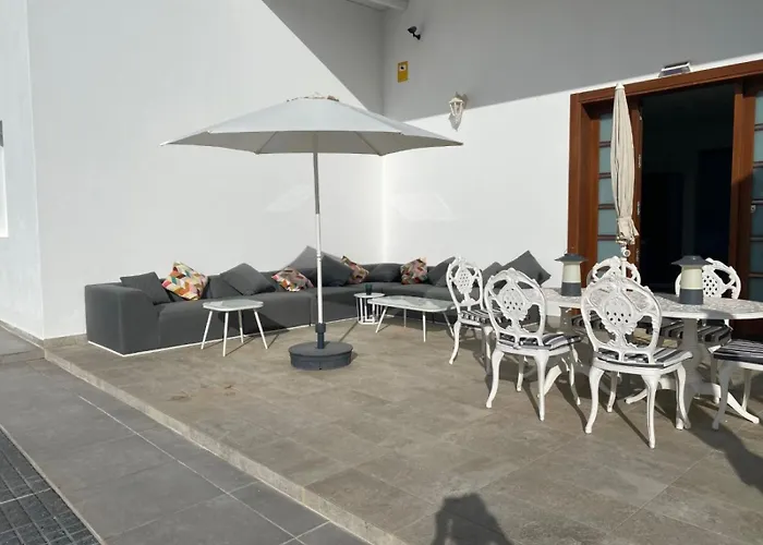 Costa Teguise 3 Bed Villa With Sea View On The Golf Estate *