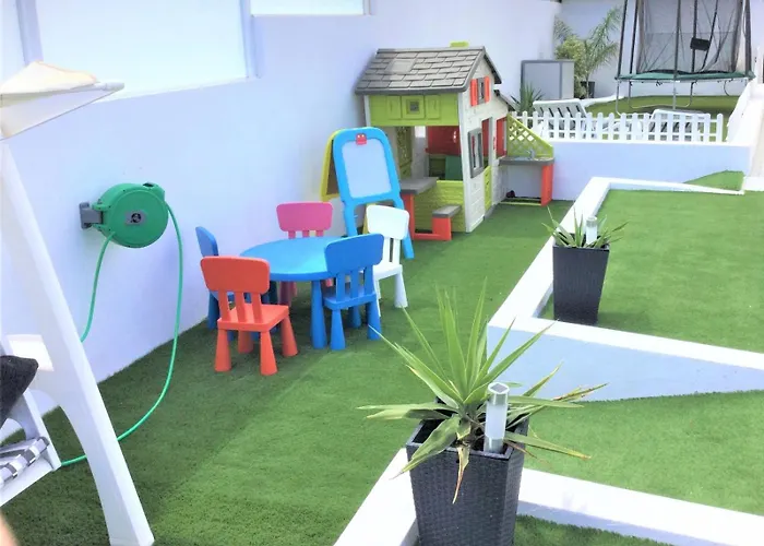 Вилла Costa Teguise 3 Bed Villa With Sea View On The Golf Estate Тегисе