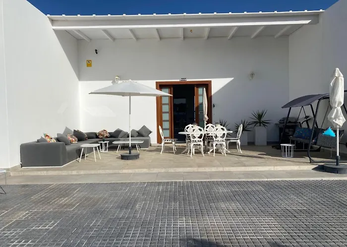 Costa Teguise 3 Bed Villa With Sea View On The Golf Estate Тегисе