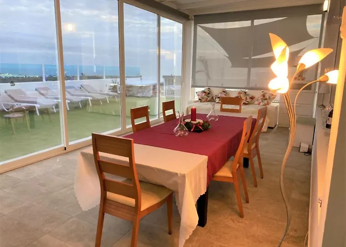 Costa Teguise 3 Bed Villa With Sea View On The Golf Estate Вилла Тегисе