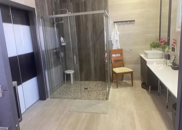 Вилла Costa Teguise 3 Bed Villa With Sea View On The Golf Estate Тегисе