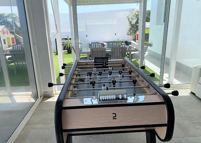 Costa Teguise 3 Bed Villa With Sea View On The Golf Estate