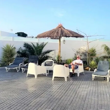 Costa Teguise 3 Bed Villa With Sea View On The Golf Estate * Teguise (Lanzarote)